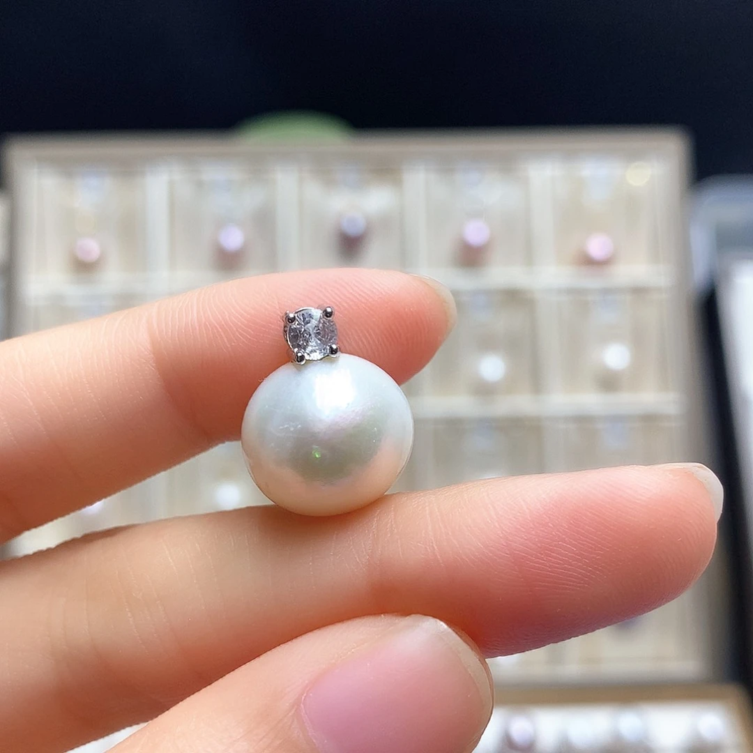 淡水珍珠合金颈饰