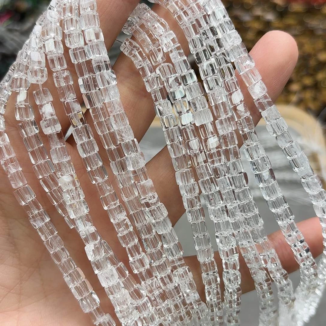 玛瑙/玉髓未镶嵌珠宝半成品4×4白水方块一条
