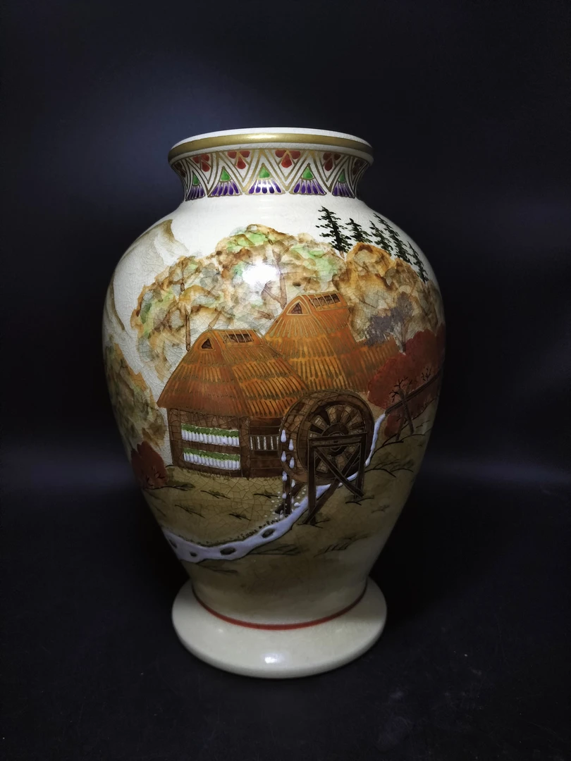 萨摩烧桃伯窑双耳手绘大花瓶01/31镂空