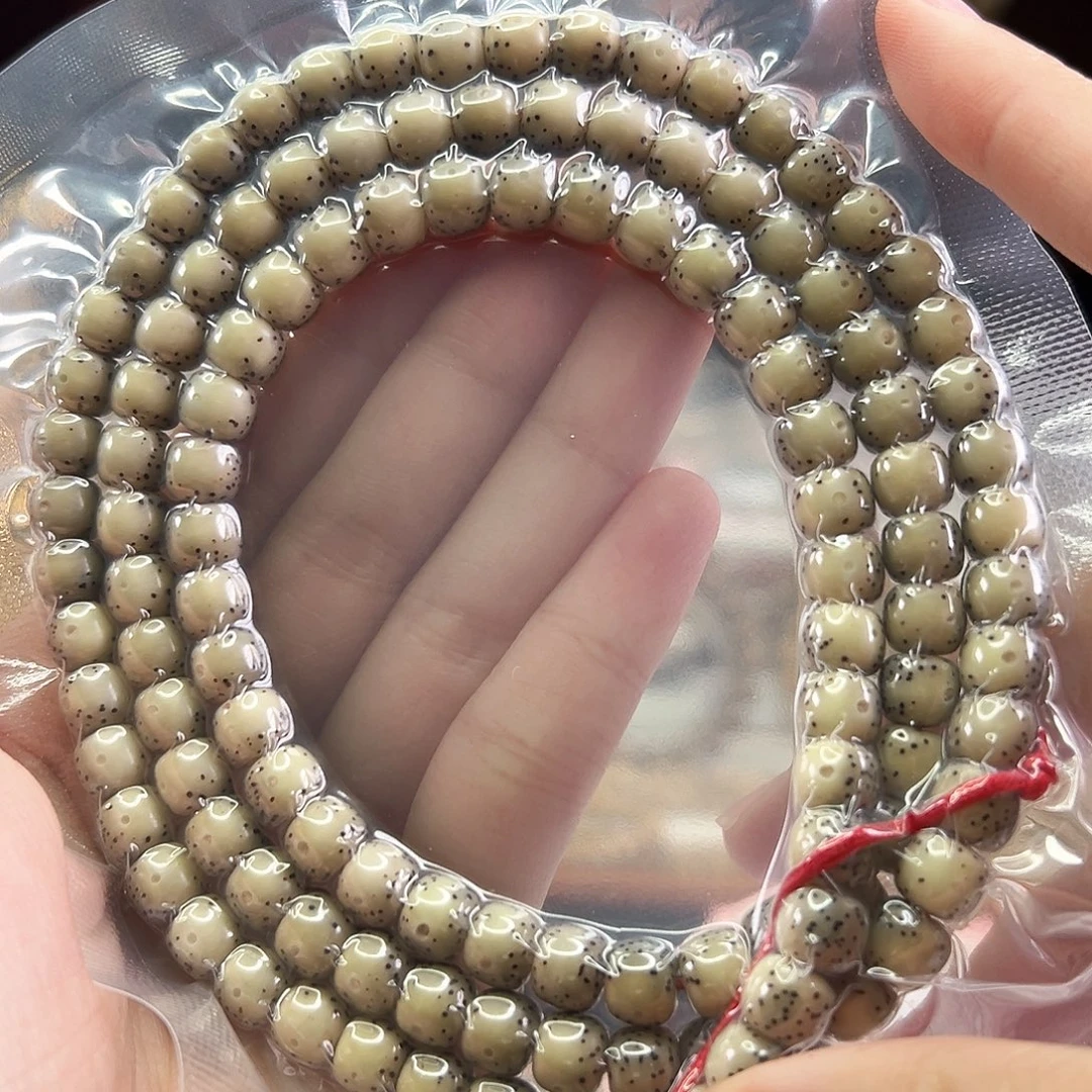 手串星月菩提Fqh7.5*6.5玉化料 大通体留白 颗粒散星