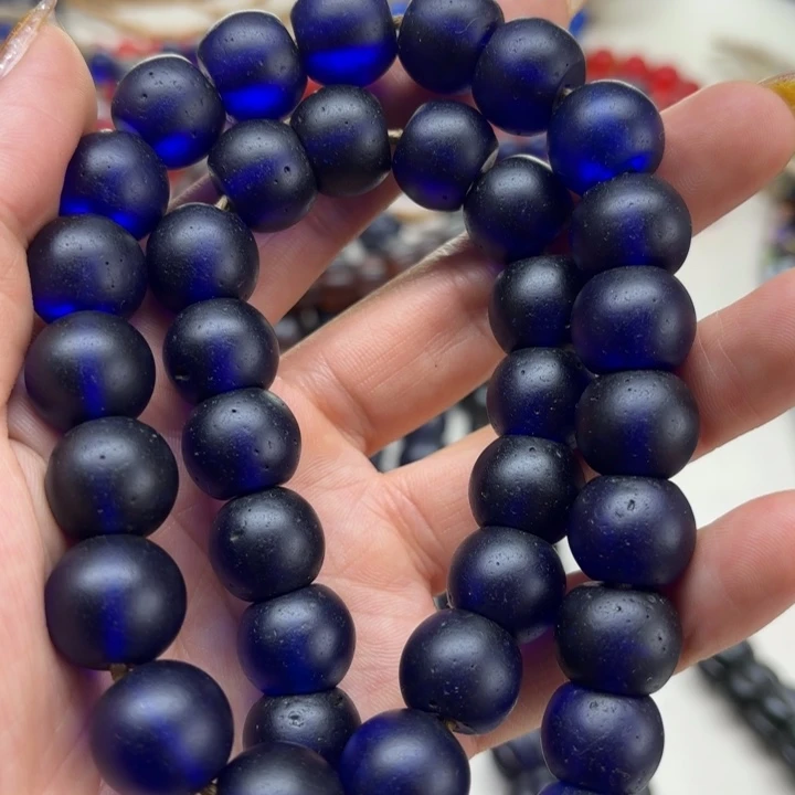 琉璃颈饰琉璃琉璃