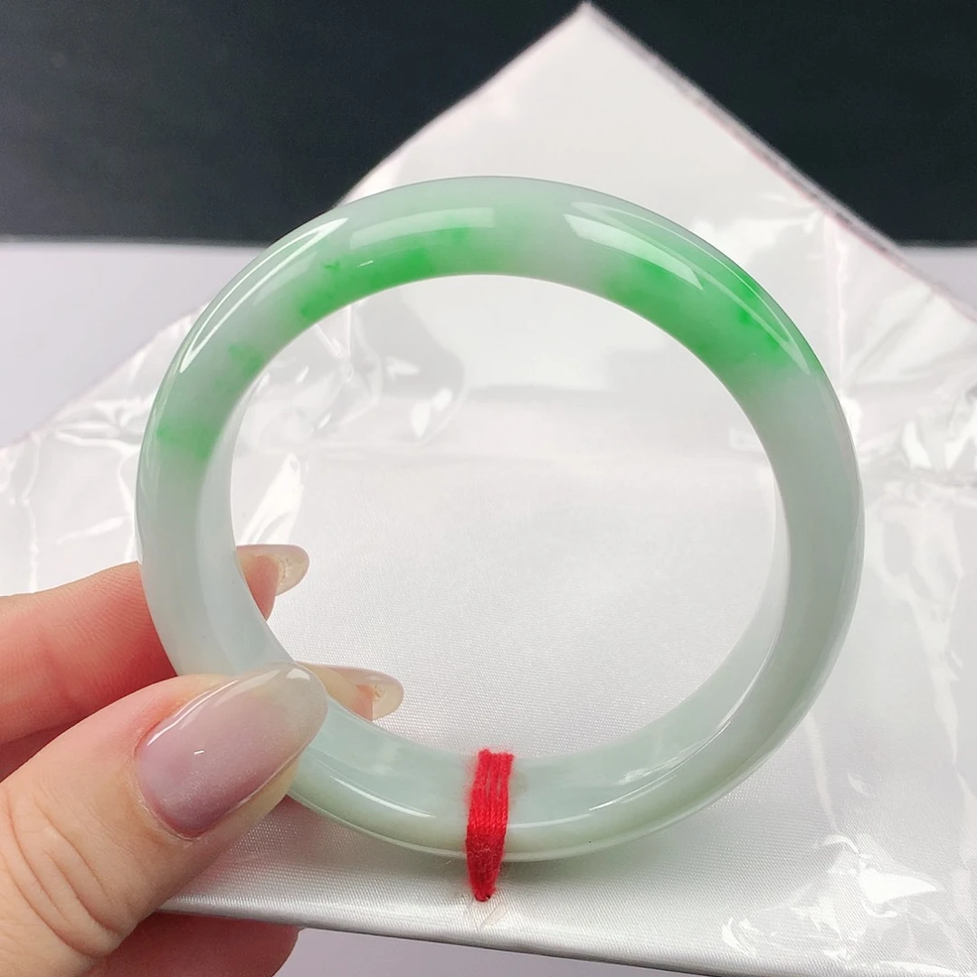 翡翠手镯未镶嵌翡翠699