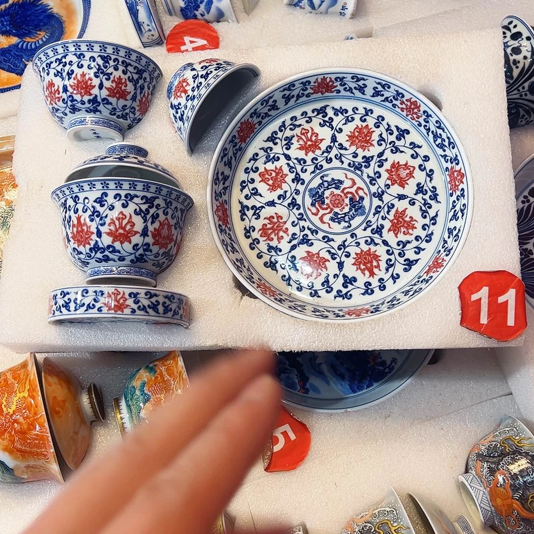 *****釉里红缠枝莲五件套