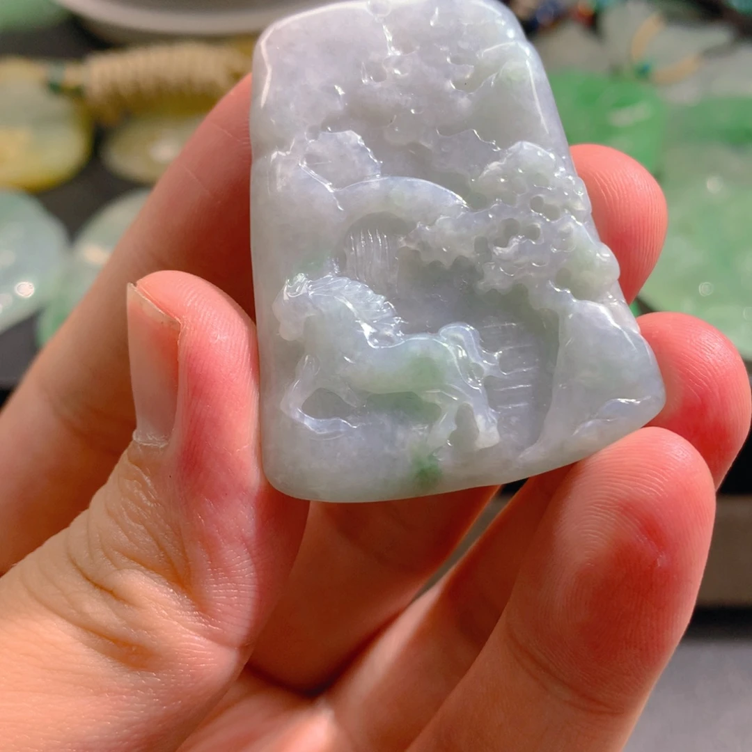 翡翠未镶嵌颈饰翡翠