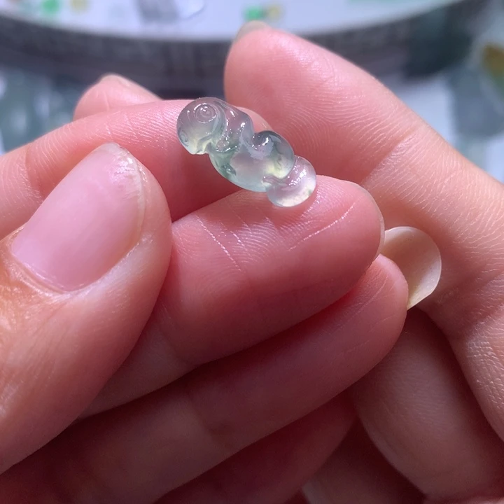 定制翡翠未镶嵌高冰小蛇