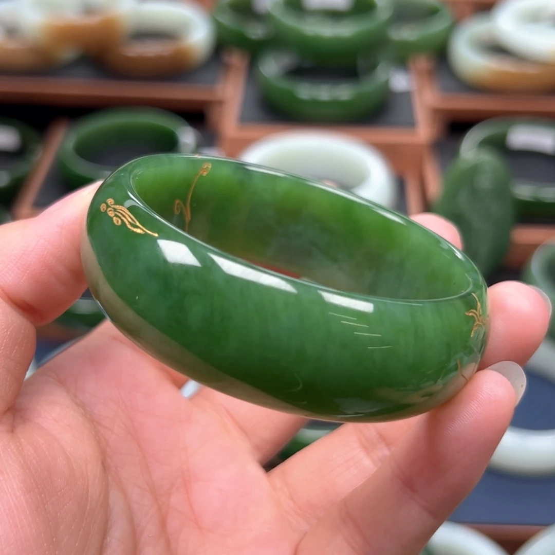 未镶嵌手镯和田玉（碧玉）