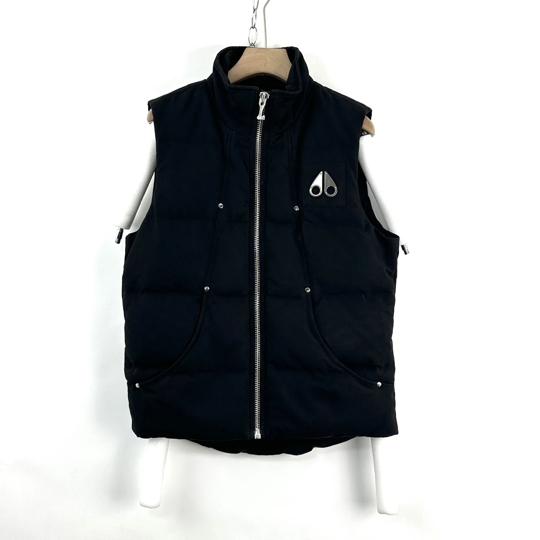 99新 MOOSE KNUCKLES/慕斯纳可兹 M码/小剪刀黑色羽绒马甲/05371