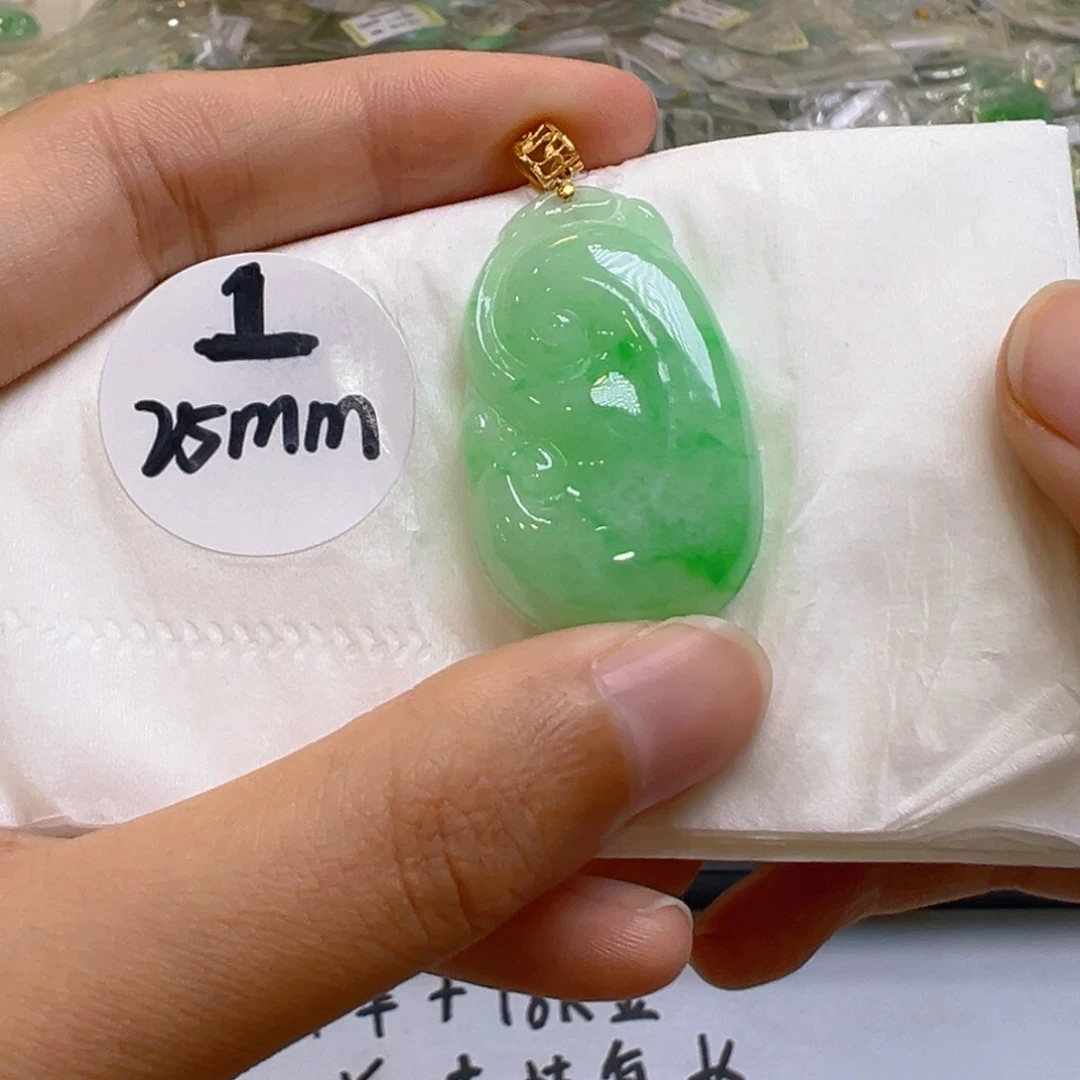 翡翠18K金镶嵌吊坠(不含链)