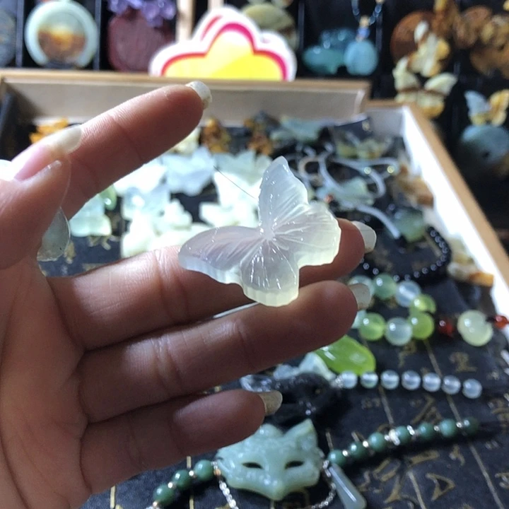 岫玉未镶嵌岫玉挂件