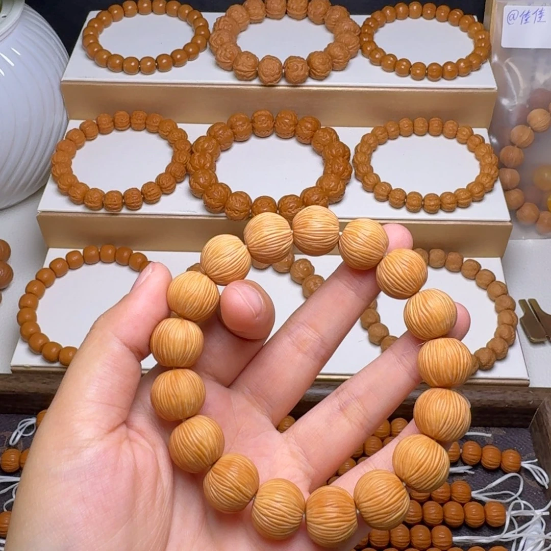 吊坠猴头核桃燕*金丝