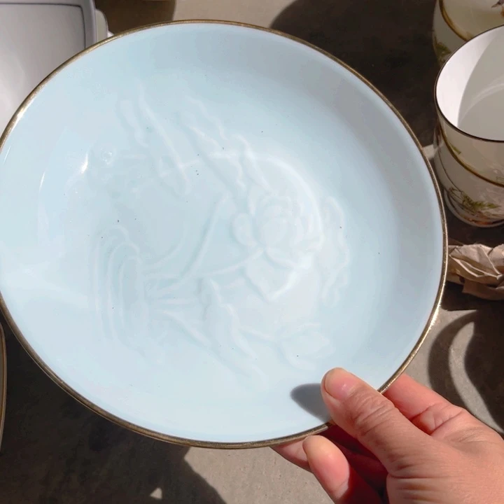 瓷片八寸深盘四个微瑕