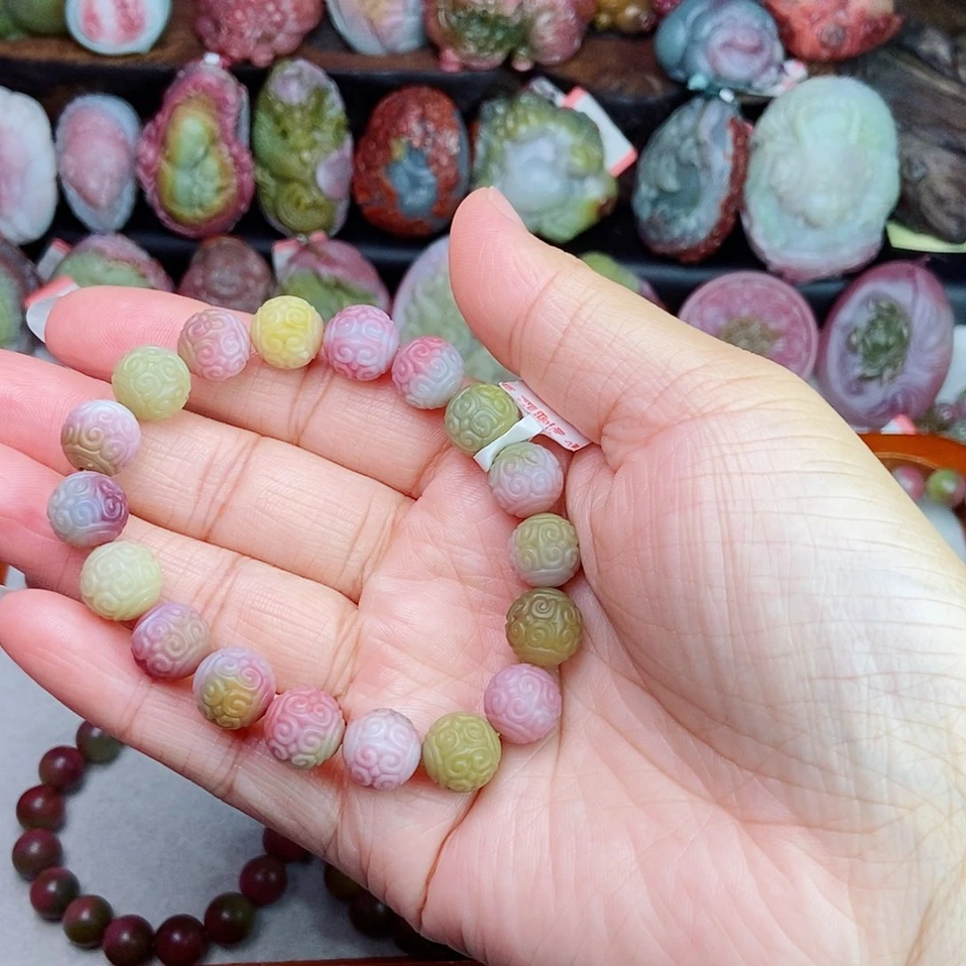 未镶嵌石英质玉（盐源）珠宝半成品