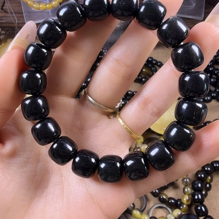 王***杰木质非金属1.2黑手串老型