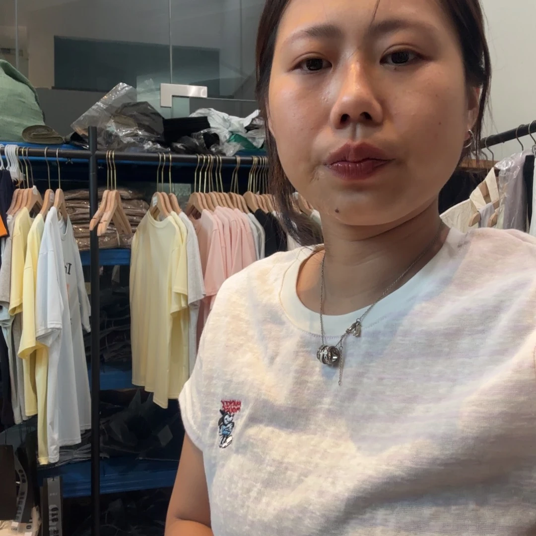 012的衣服哈哈哈哈哈哈