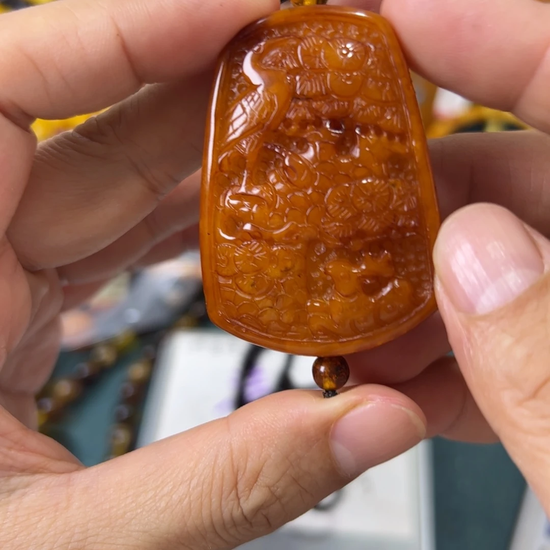 琥珀未镶嵌珠宝奇石454