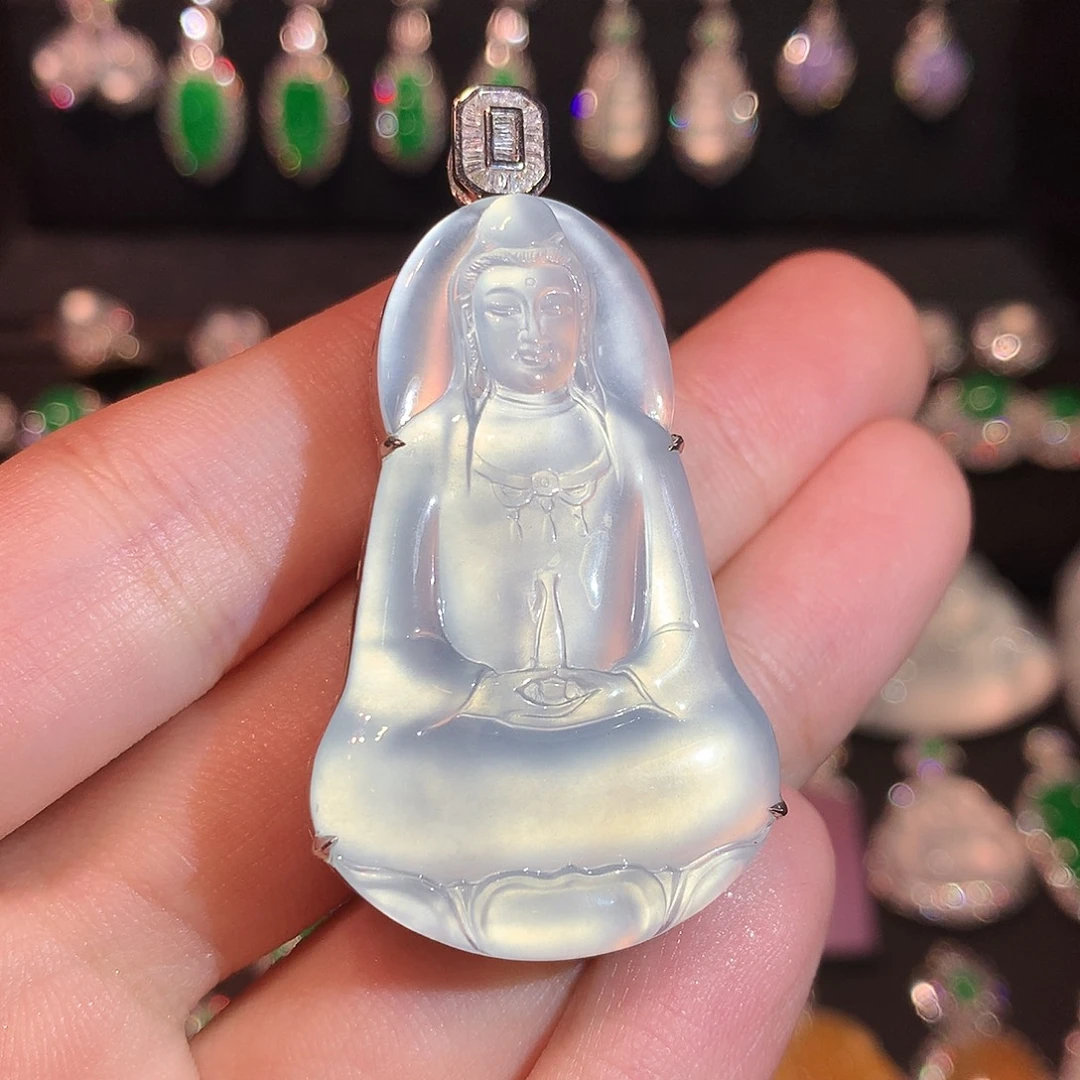 乐***遥翡翠18K金镶嵌吊坠(赠链)高冰玻茅台白观音吊坠