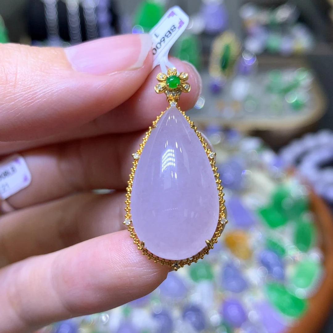 【闪购商品】翡翠颈饰18K金镶嵌翡翠吊坠项链