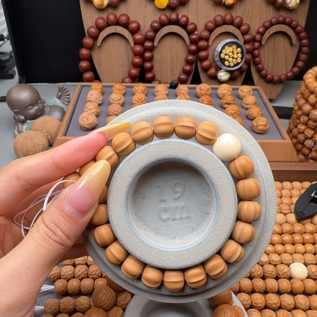 总***骗猴头核桃吊坠11.5尺寸全品鲨鱼鳍