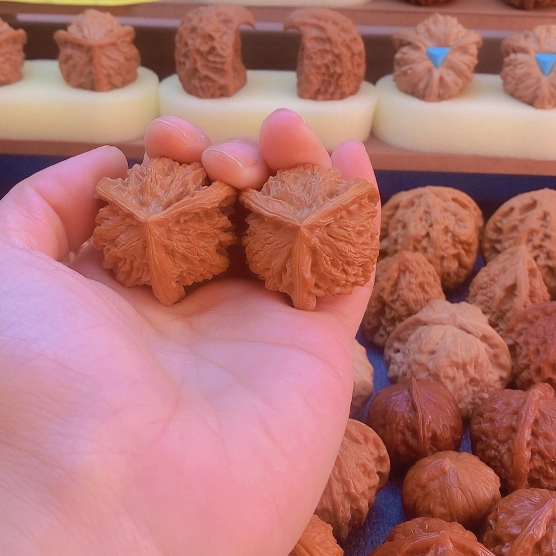 文玩核桃把件盘****刷盘山三棱