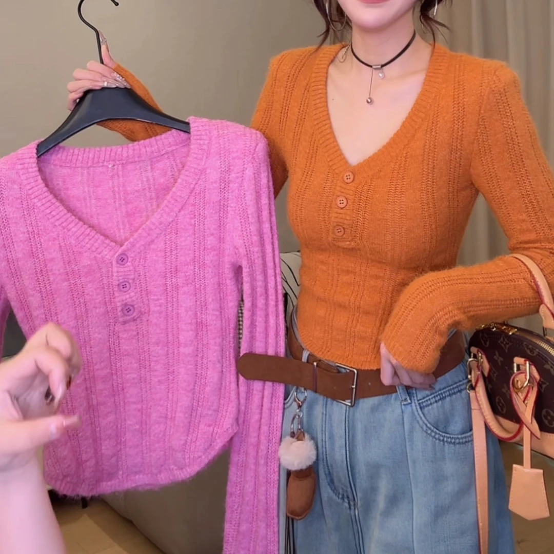 时尚韩系百搭显瘦V领针织衫女秋冬2025新款显白减龄纯色长袖上衣