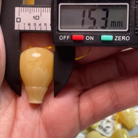 【闪购商品】裸石蜜蜡未镶嵌善*8号