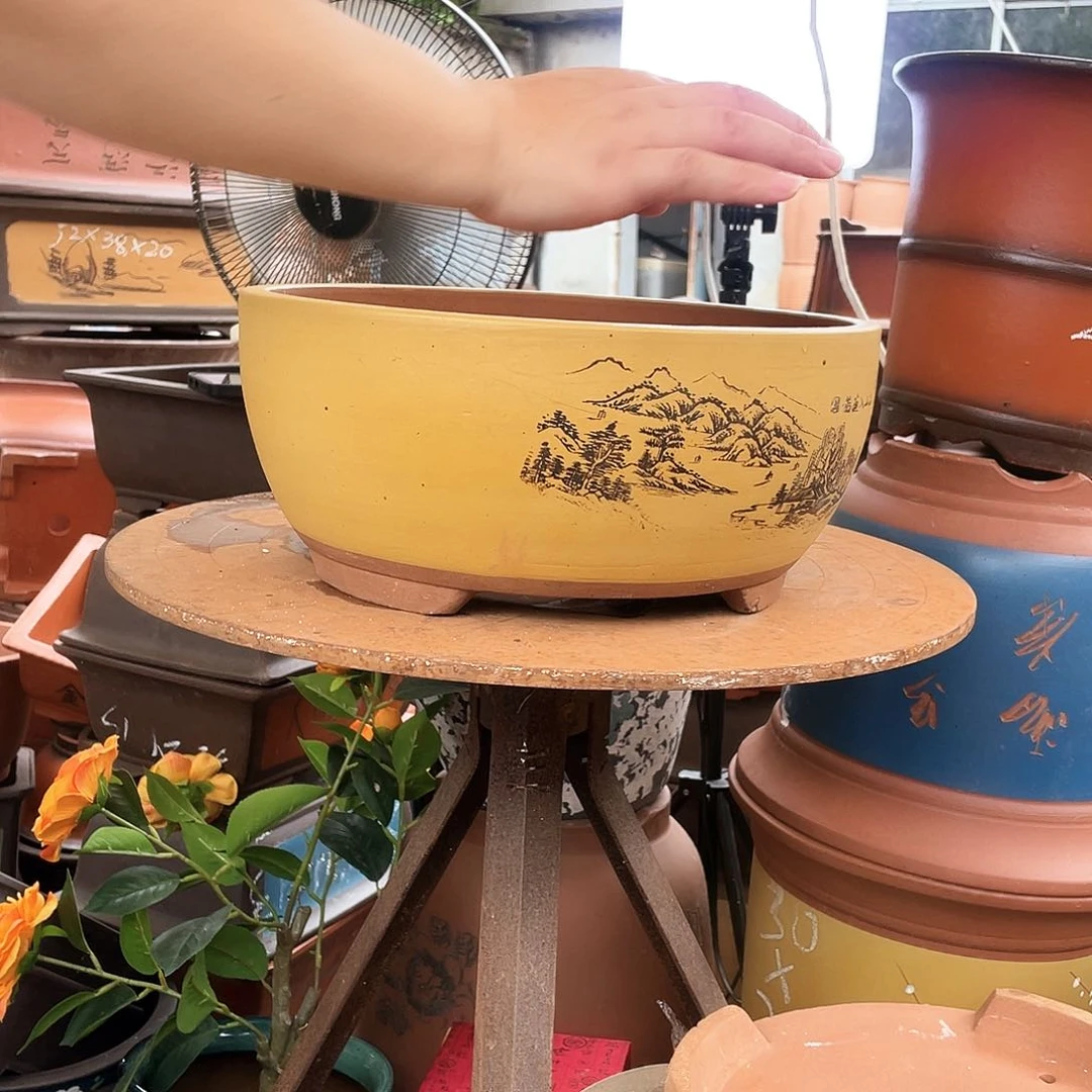 黄色江山如画中号花盆紫砂花盆