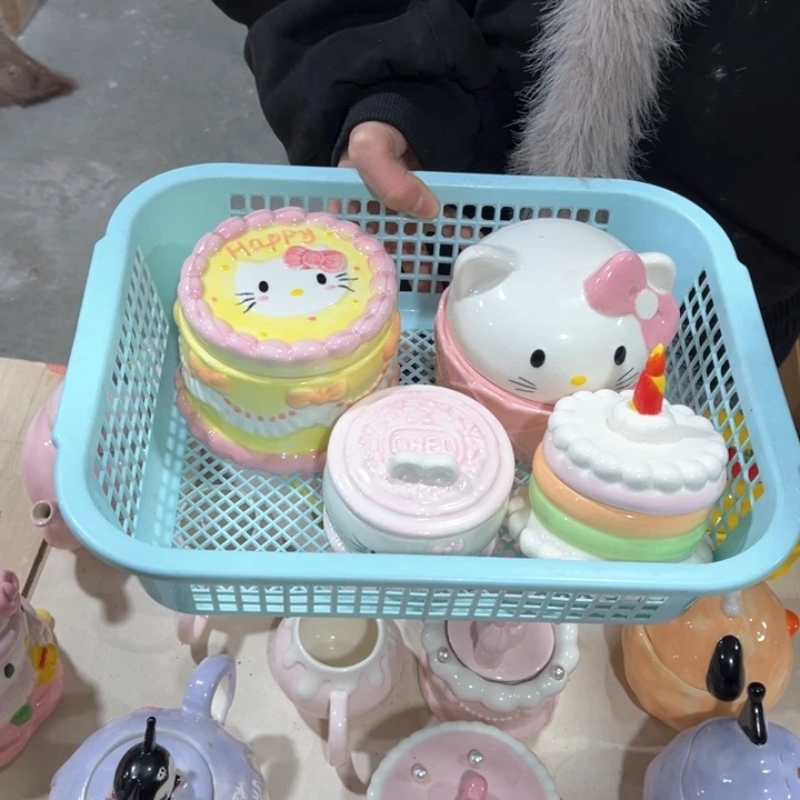 紫砂茶叶罐这么多人