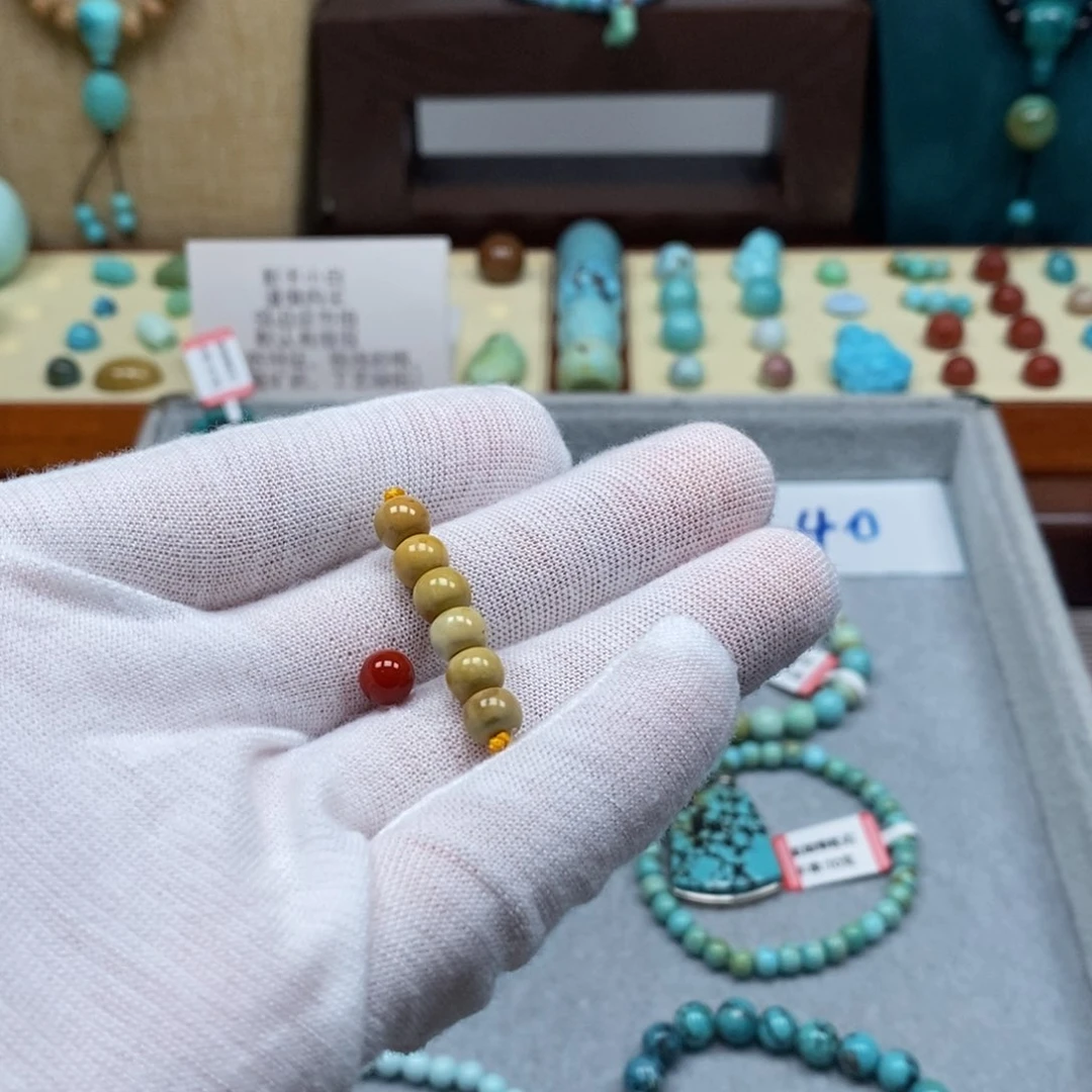 未镶嵌配饰南红玛瑙