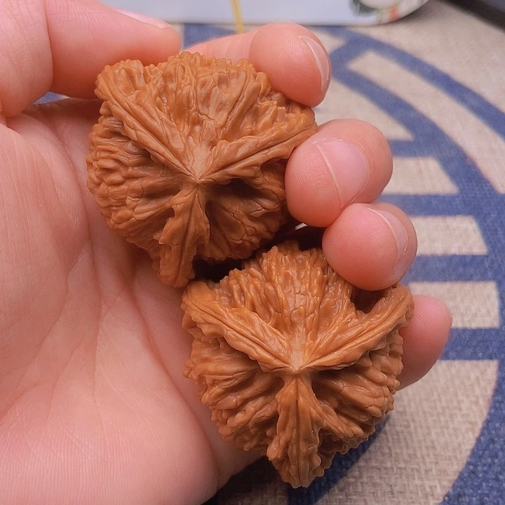 吊坠文玩核桃浩*三棱