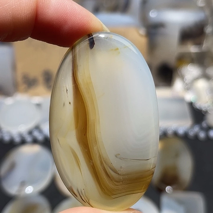 未镶嵌颈饰玛瑙/玉髓