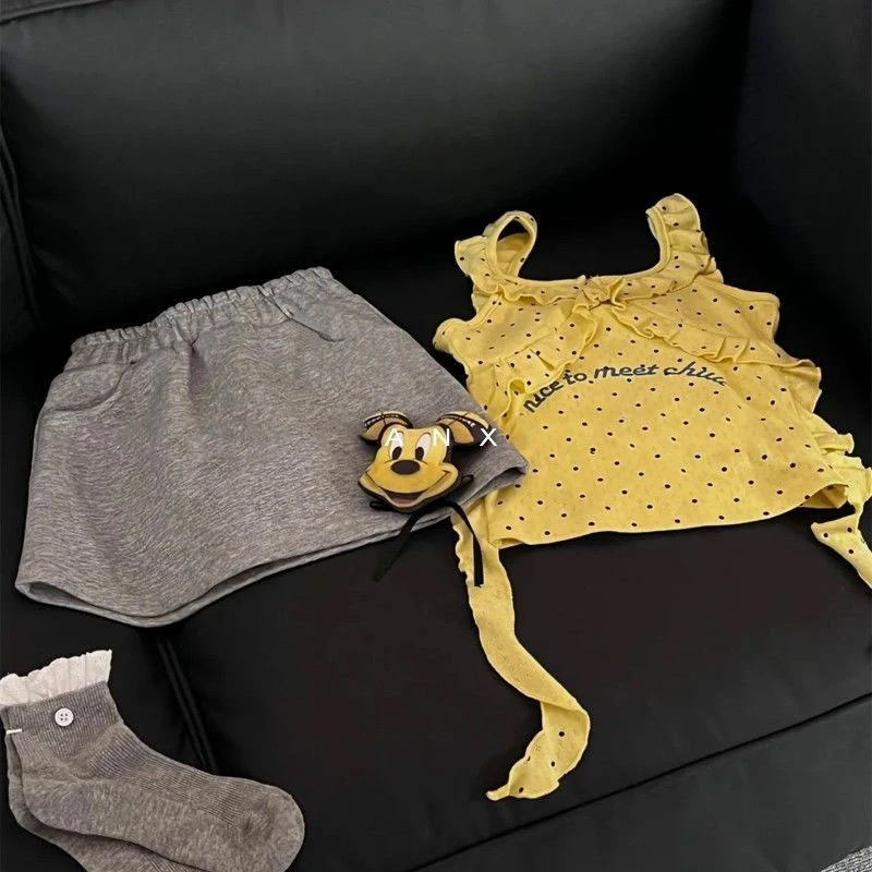 黄色波点吊带背心女童夏季新款甜美可爱木耳边无袖上衣短裙两件套