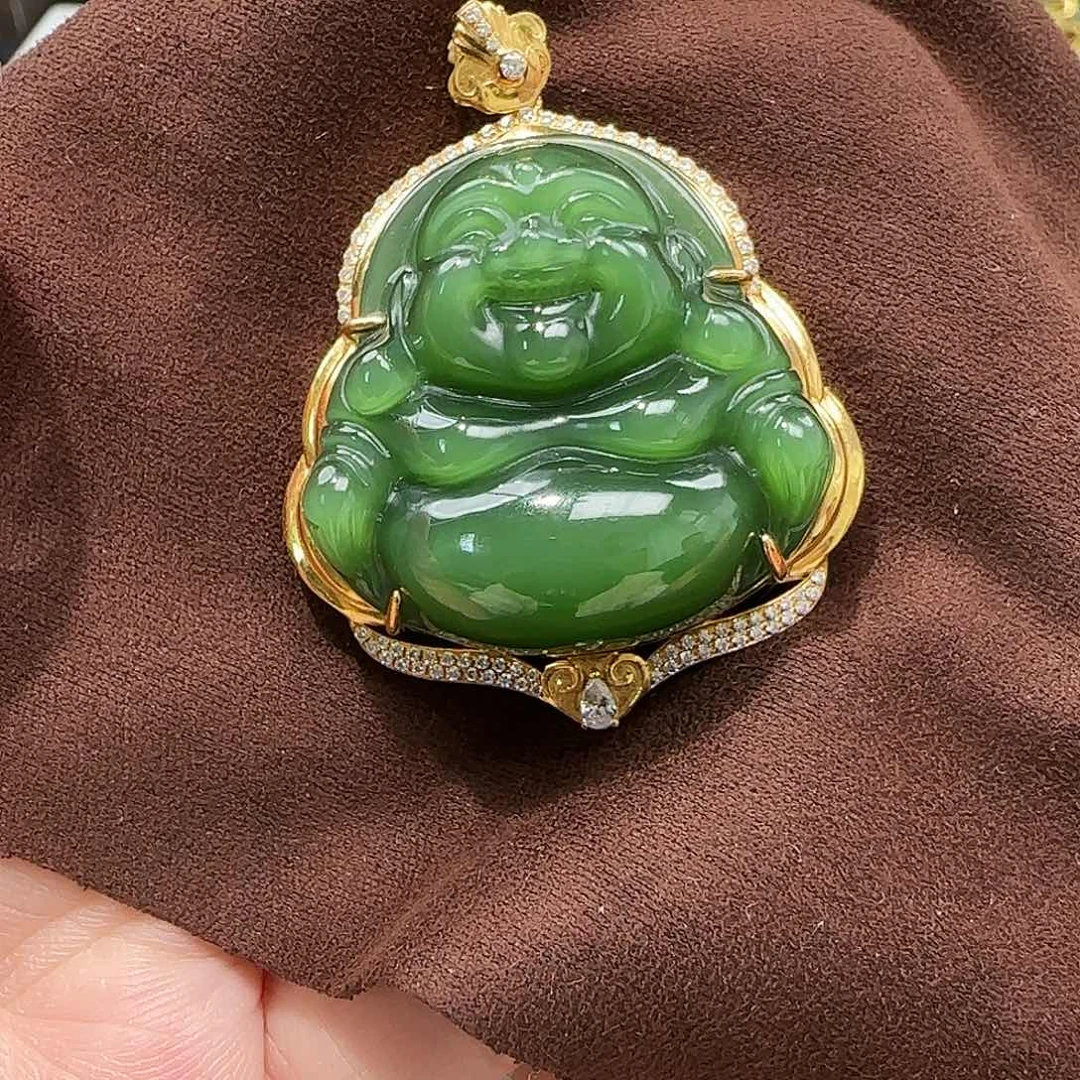 和田玉18K金镶嵌颈饰