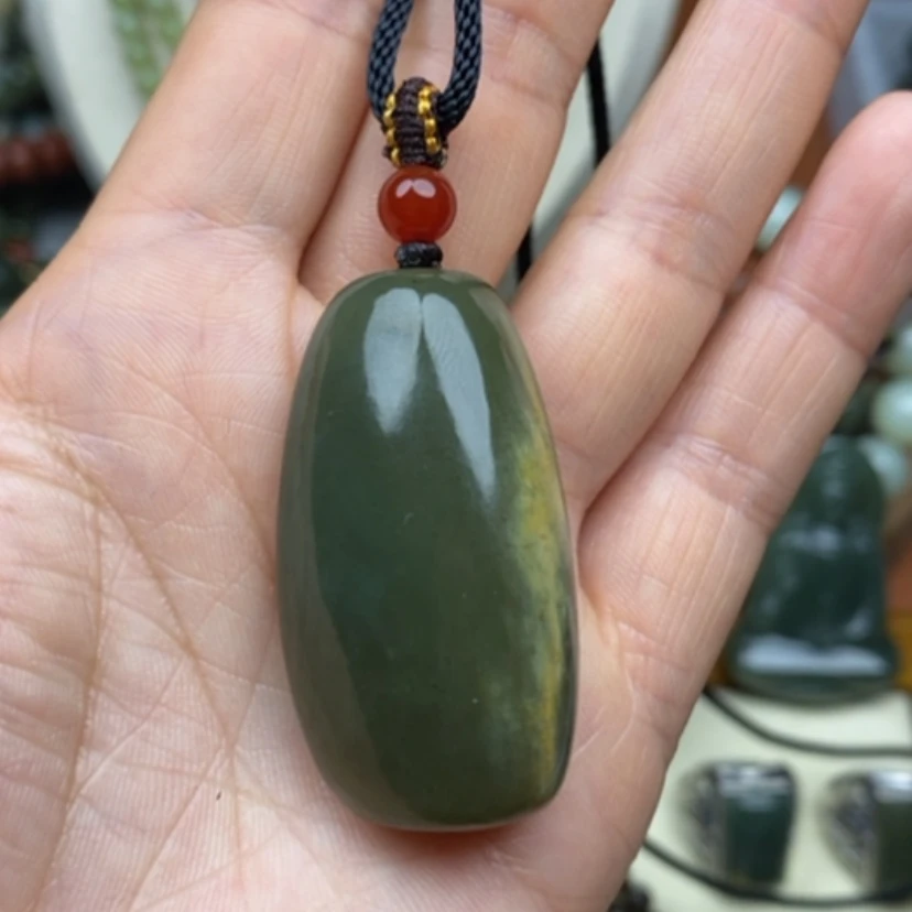 【闪购商品】未镶嵌岫岩河磨玉（透闪石质玉）挂件