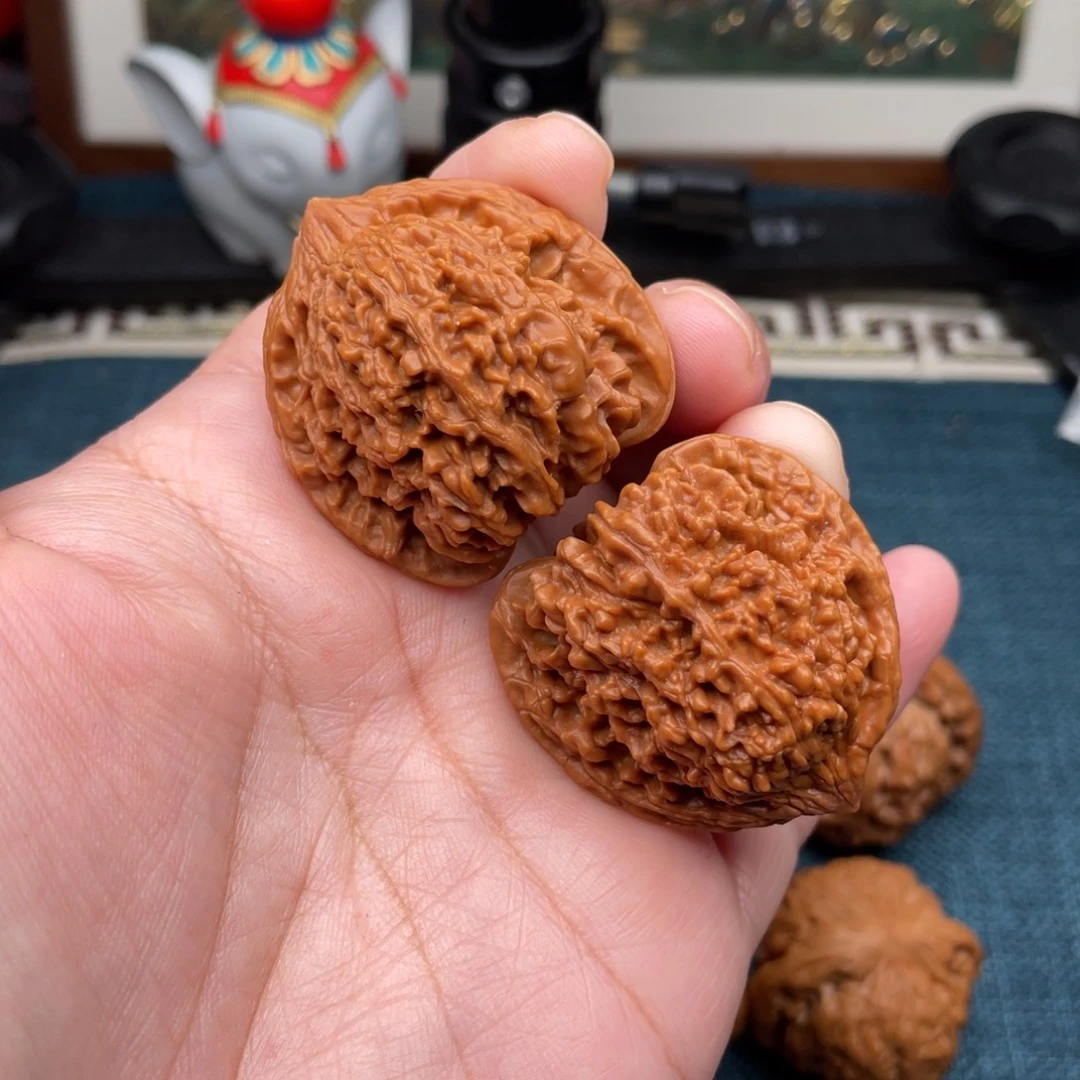 把件文玩核桃全品三角满天星38