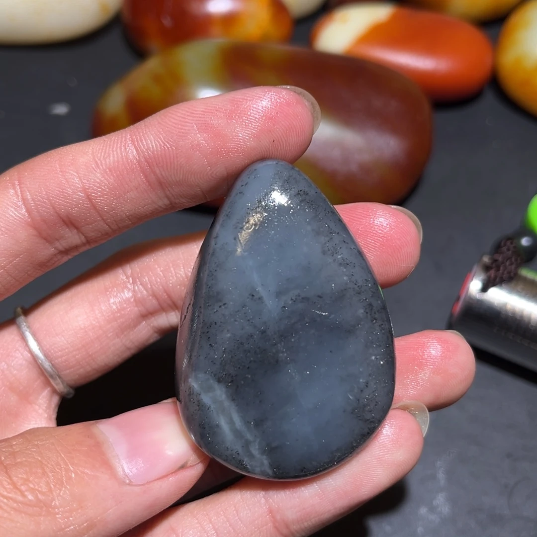 和田玉未镶嵌珠宝奇石