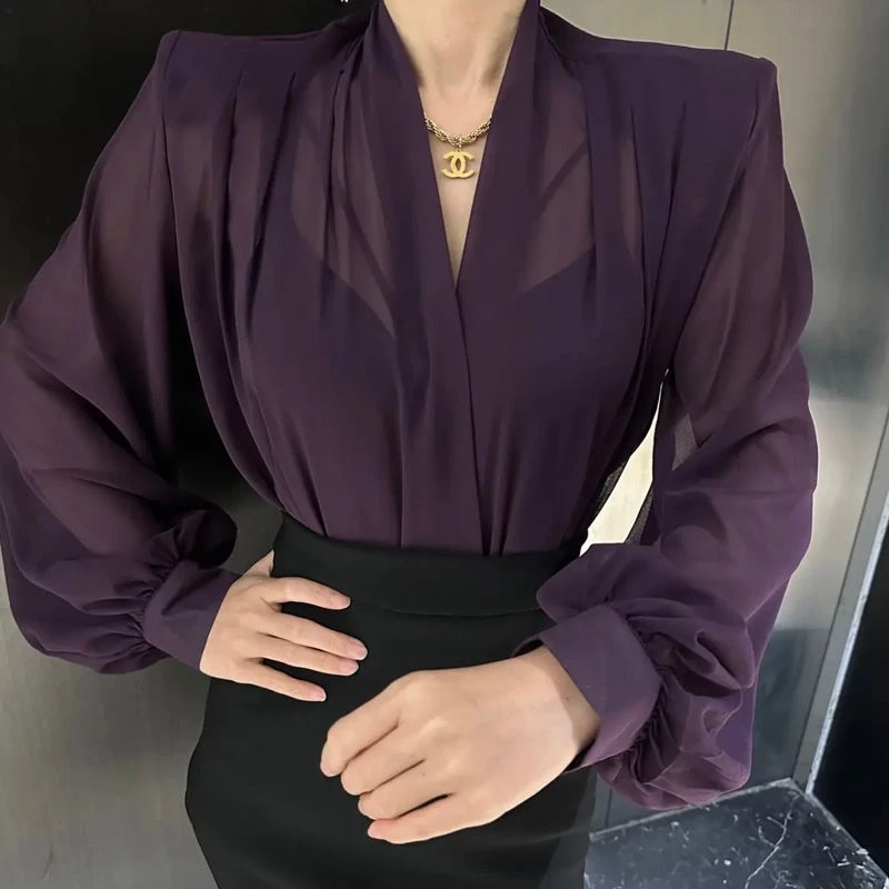 法式通勤高级感v领气质防晒衣女夏宽松纯色灯笼袖雪纺衬衫女上衣