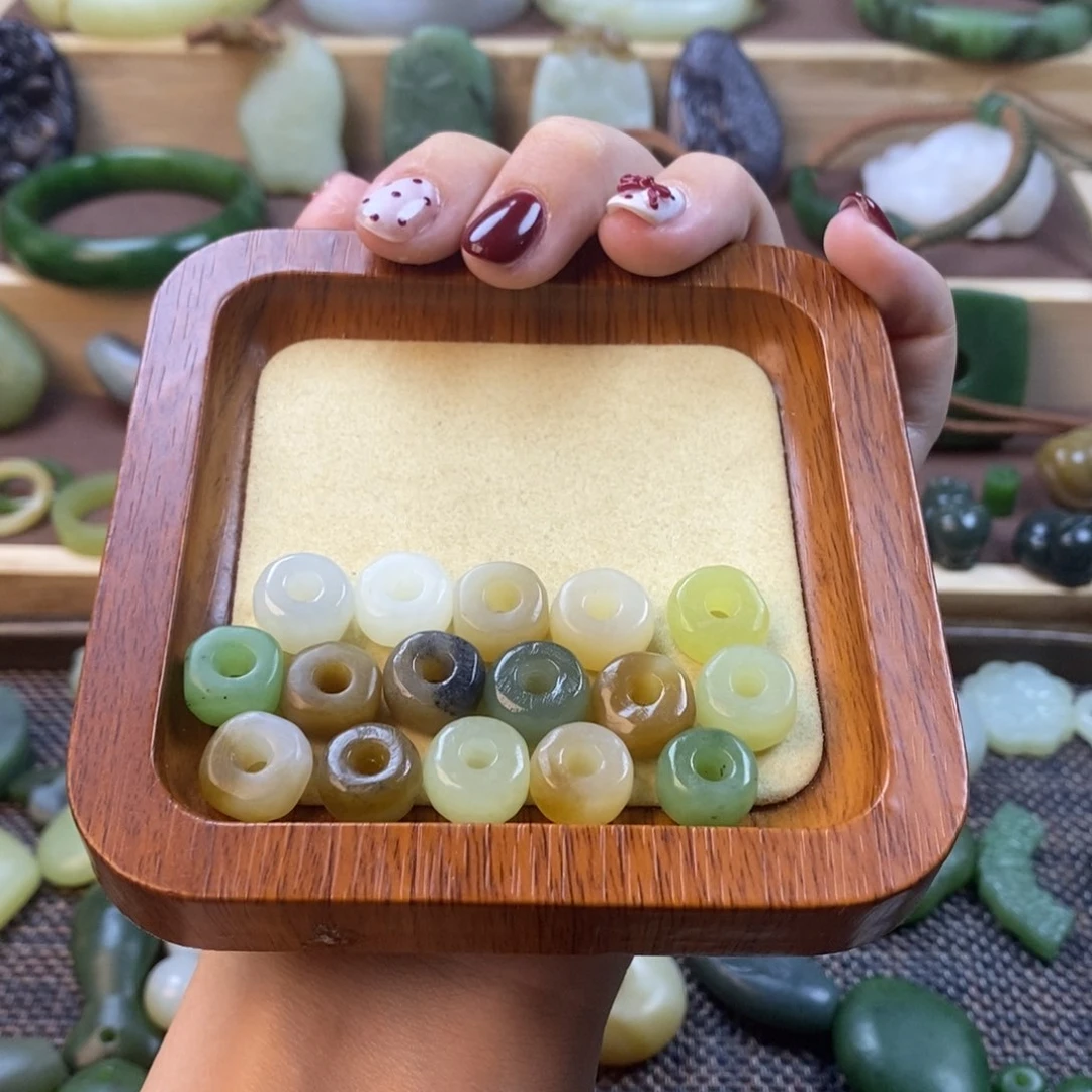 和田玉未镶嵌颈饰Z定制