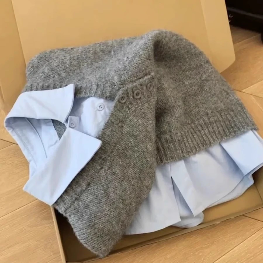 灰蓝撞色毛衣衬衫假两件叠穿女秋冬韩系设计感小众独特针织衫上衣