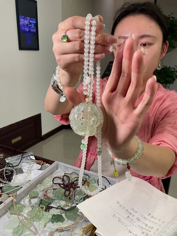 手工白冰凤凰岫玉白色价格x3