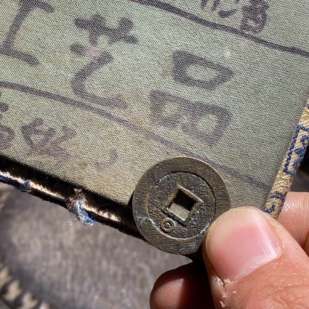 大叶紫檀（黑酸枝木类）定制版崇帧