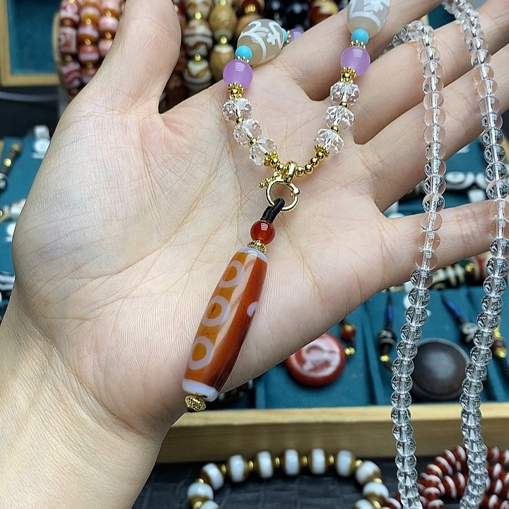 玛瑙/玉髓颈饰合金