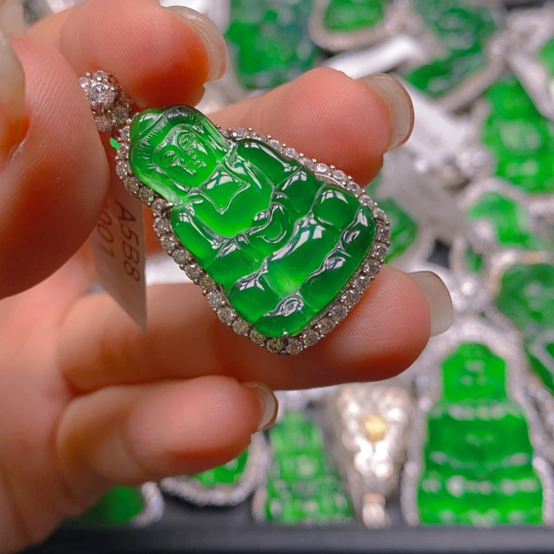 翡翠颈饰银S925镶嵌88888888