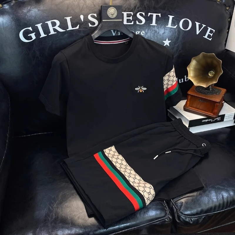 巴康波劳小蜜蜂刺绣运动休闲套装男士夏季2025新款潮牌短袖痞帅气