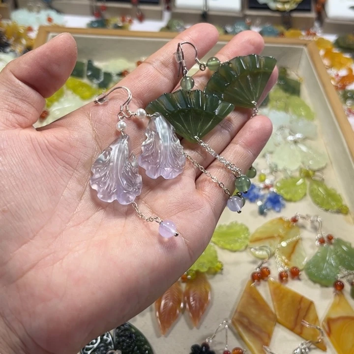 合金蛇纹石玉耳饰