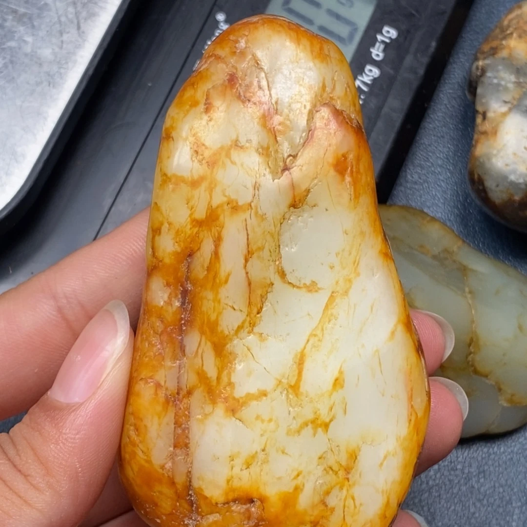 和田玉（糖玉）未镶嵌挂件