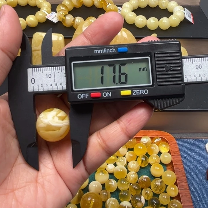 休***闲琥珀未镶嵌珠宝奇石M241号同一个
