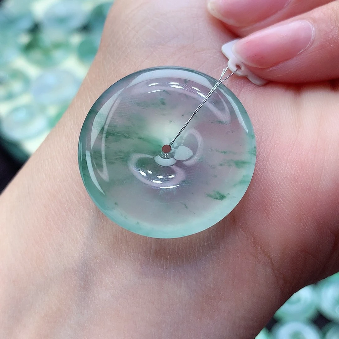 翡翠颈饰未镶嵌84尺寸28.4-5.9