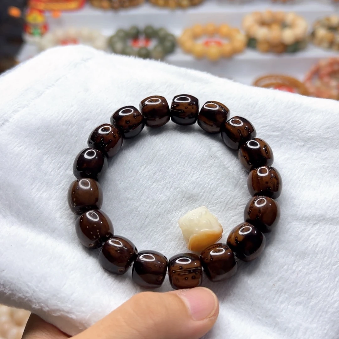 南***戴紫金鼠手串紫金鼠手持