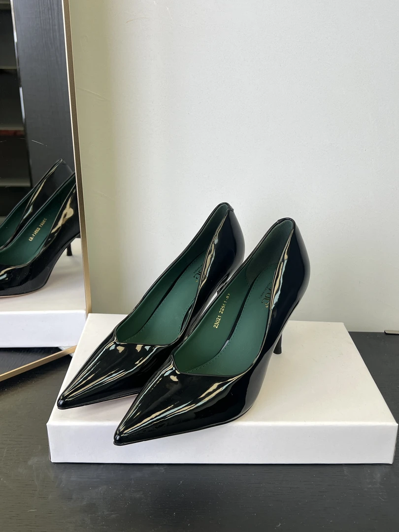 （7.5厘米）23021黑色细跟高跟鞋（断码微瑕特价）