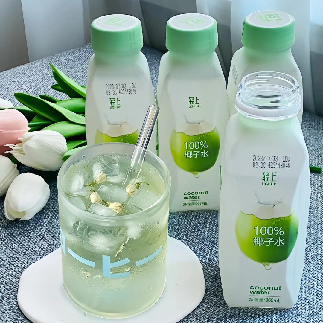 轻上100%纯椰子水饮品360ml孕妇可喝椰子汁椰汁水电解质网红饮品